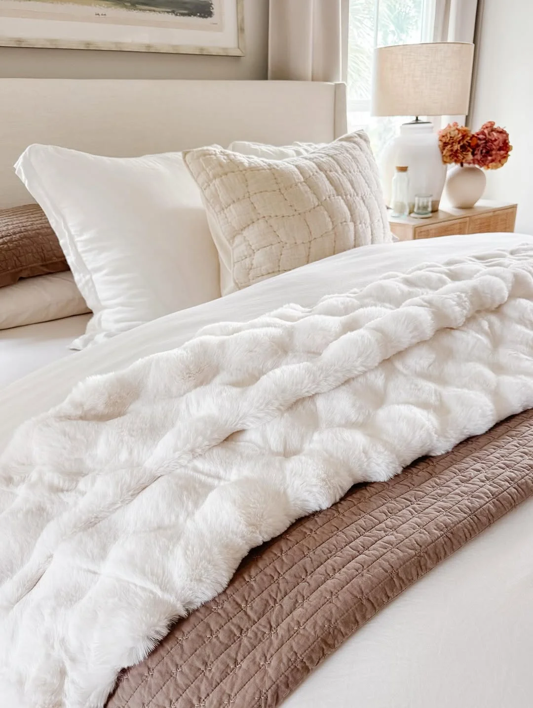Soft Faux Fur or Chunky Knit Throw Blanket