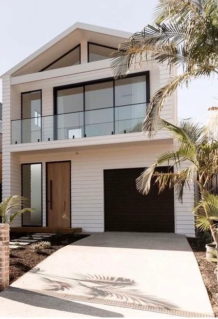 Scandinavian-Style Modern Home with Clean Garage Design