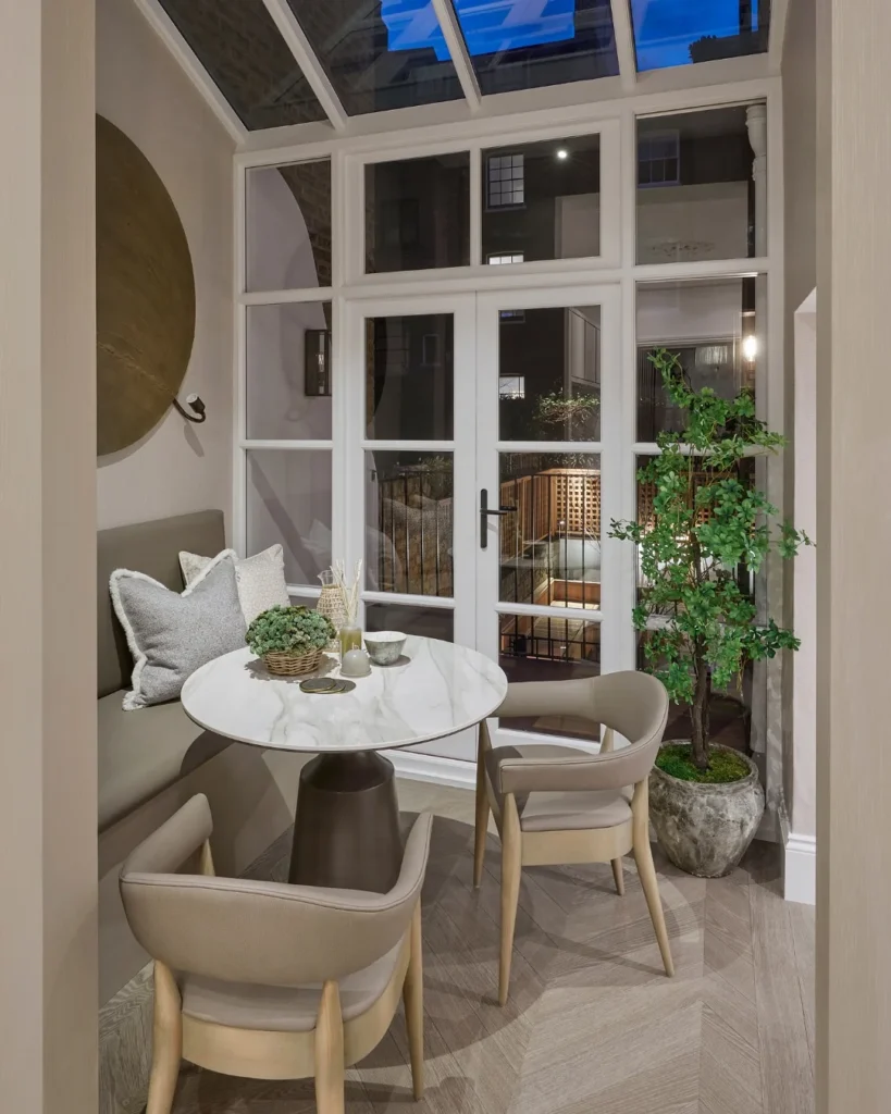 Charming Dining Nook with Fresh Style and Smart Storage