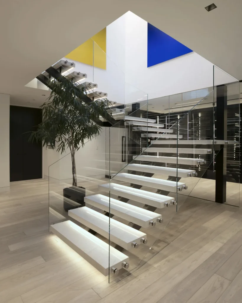 Luxury Cantilever Staircase