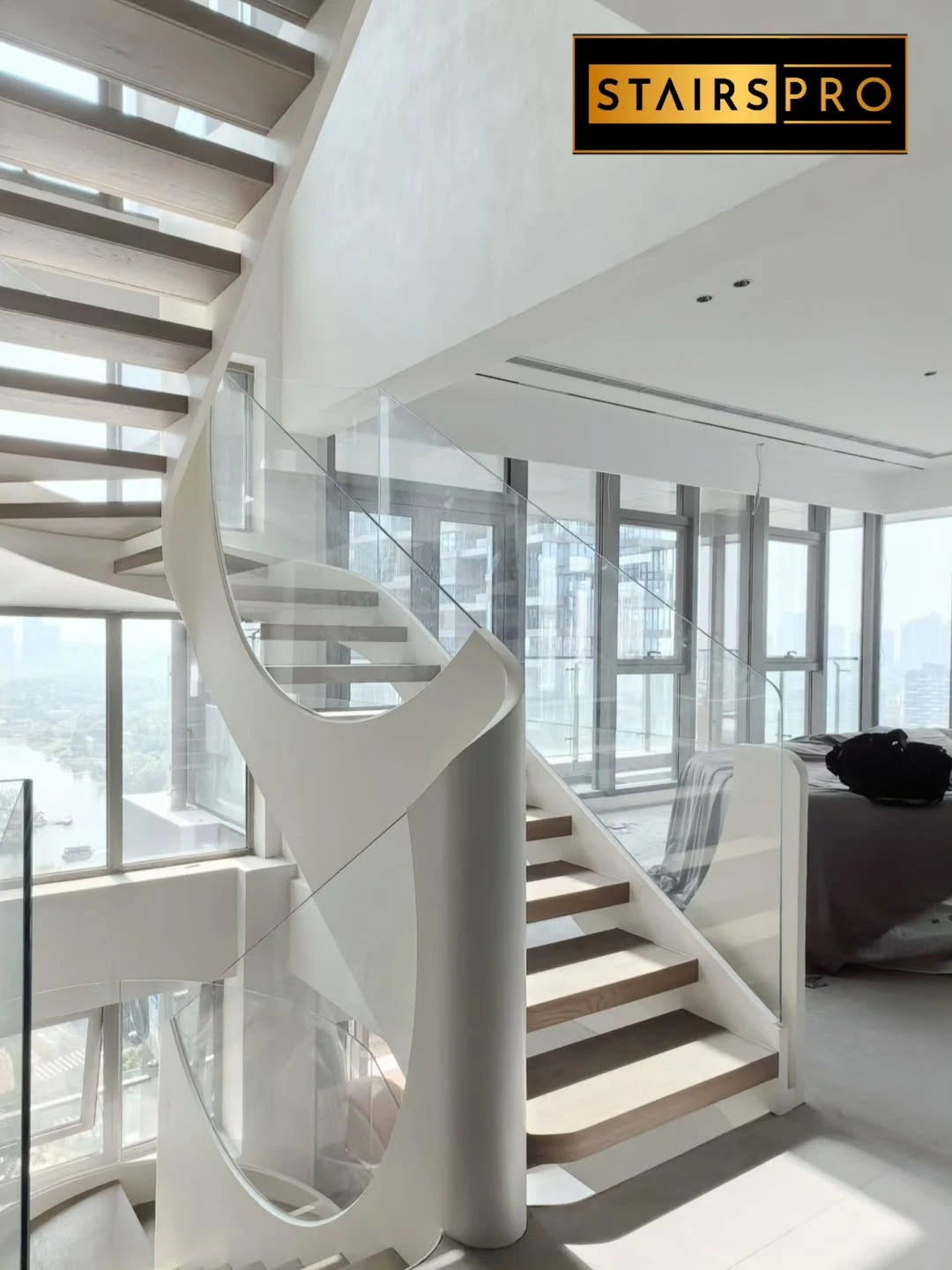 Open Riser Modern Staircase
