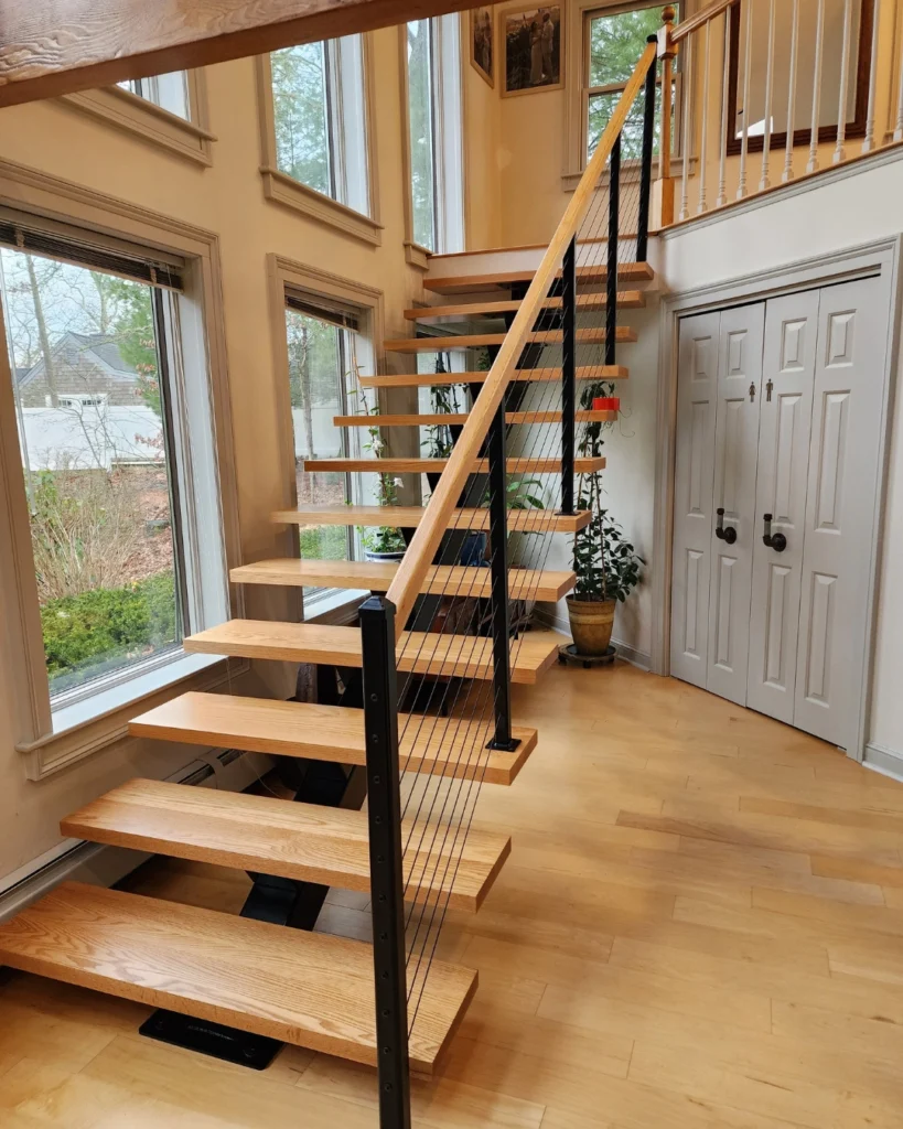 Floating Staircase for Small Spaces