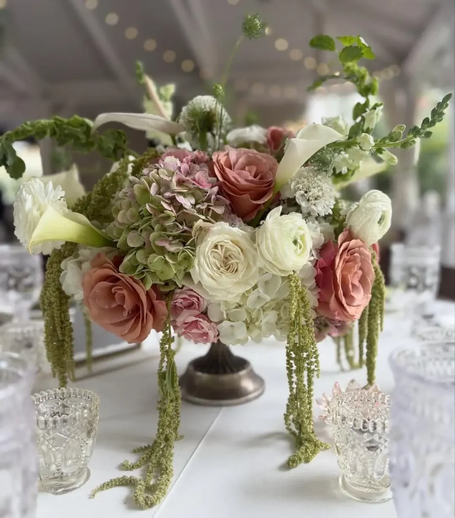 15 Spring Tablescapes Ideas for Fresh Gatherings 1 Floral Centerpiece Arrangements