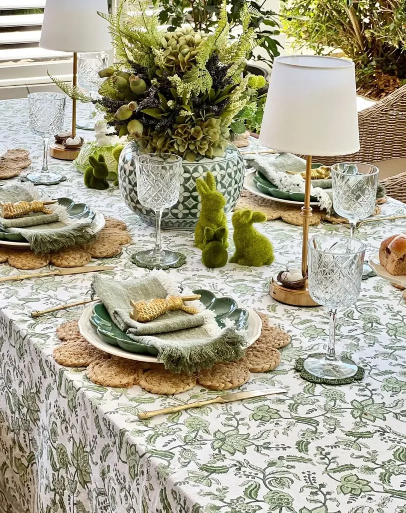 15 Fresh Easter Tablescapes for a Stylish Spring Table 9 Garden Inspired Tablescapes