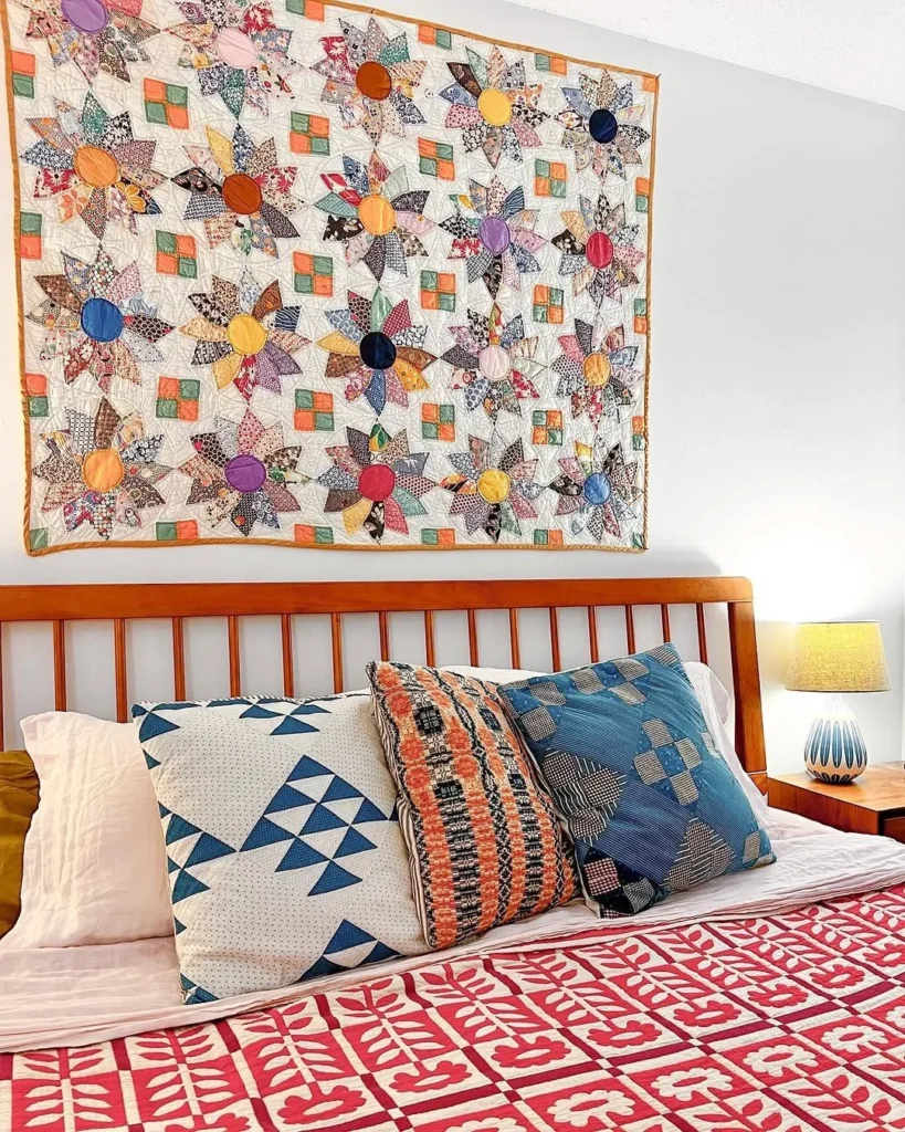 25 Floral Bedding Ideas for a Fresh Bedroom Look 15 Floral Quilt Layering Techniques