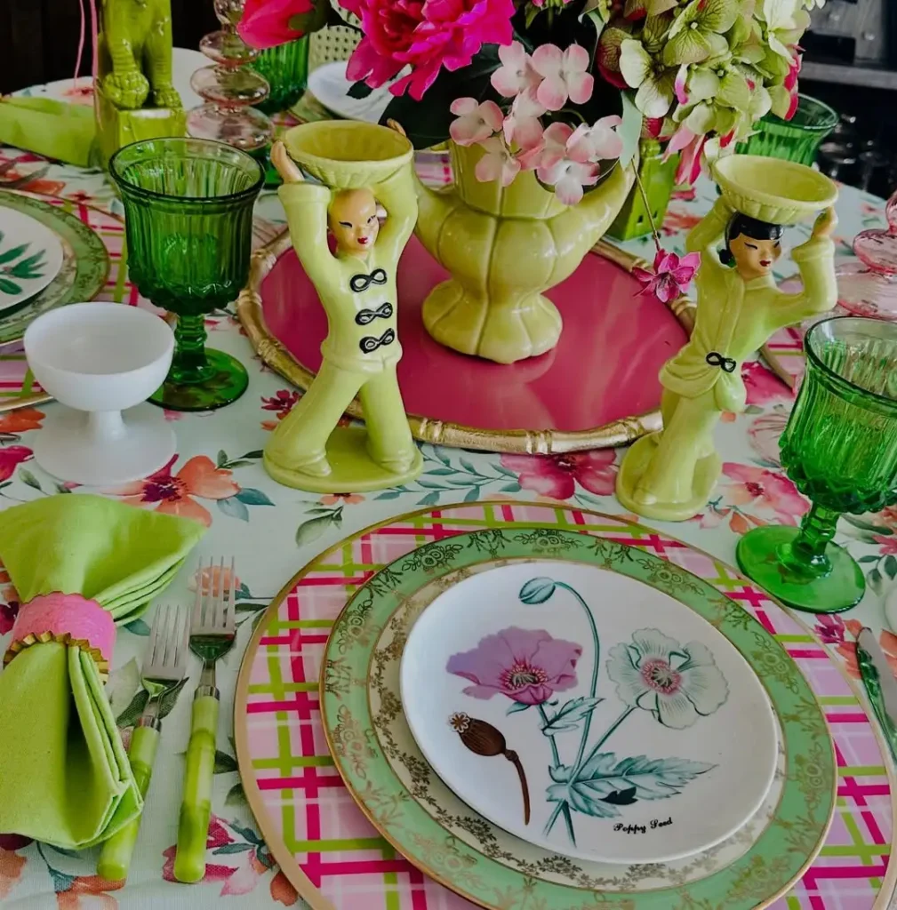 15 Spring Tablescapes Ideas for Fresh Gatherings 29 Vintage Spring Table Details