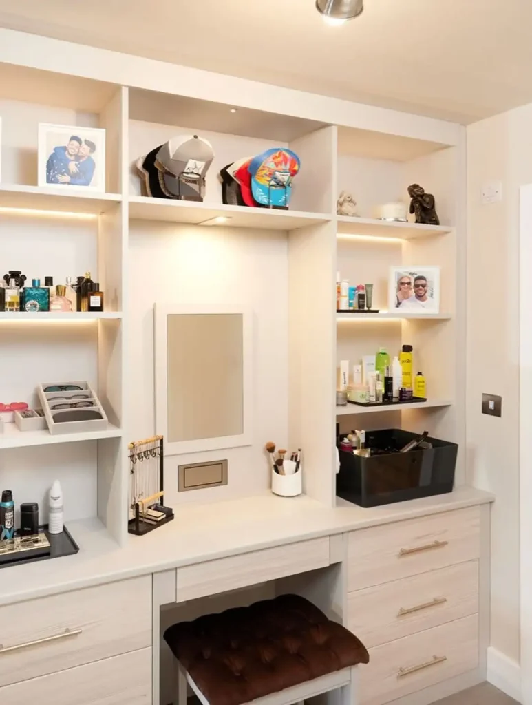 Vanity With Storage Organizers