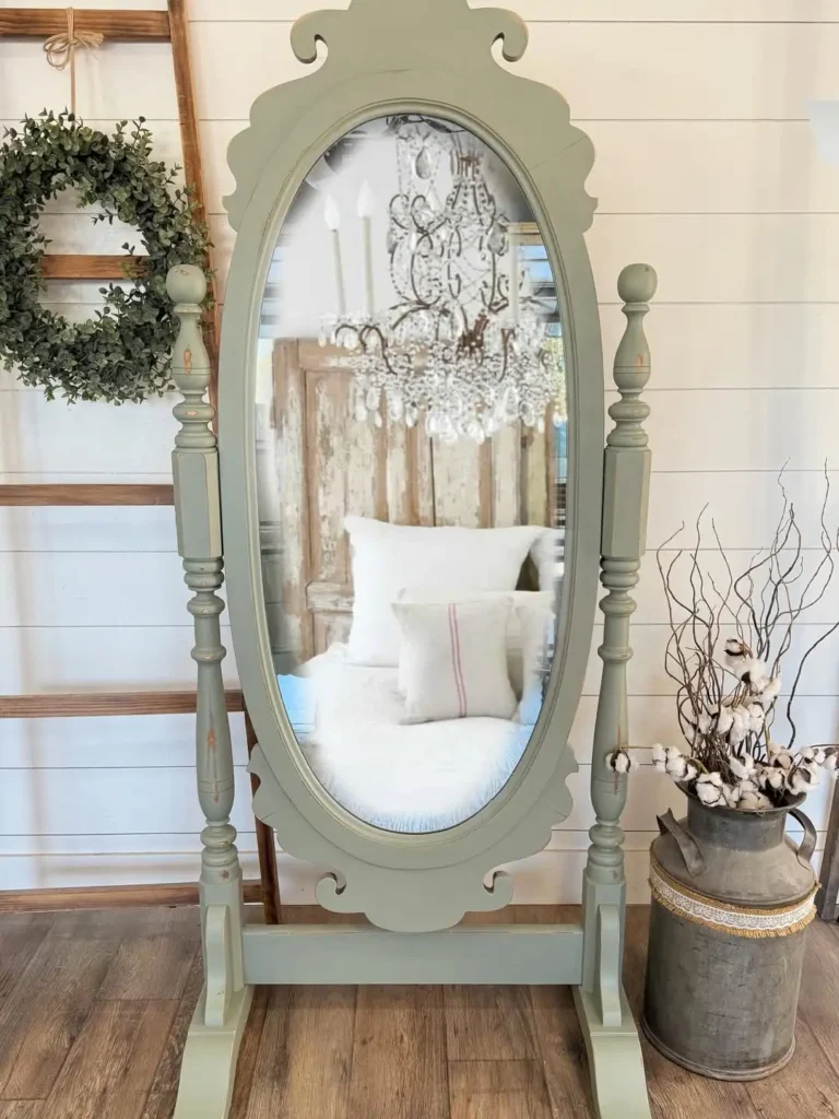 17 Vintage Mirror Ideas to Elevate Your Space 49 Shabby Chic Vintage Mirrors