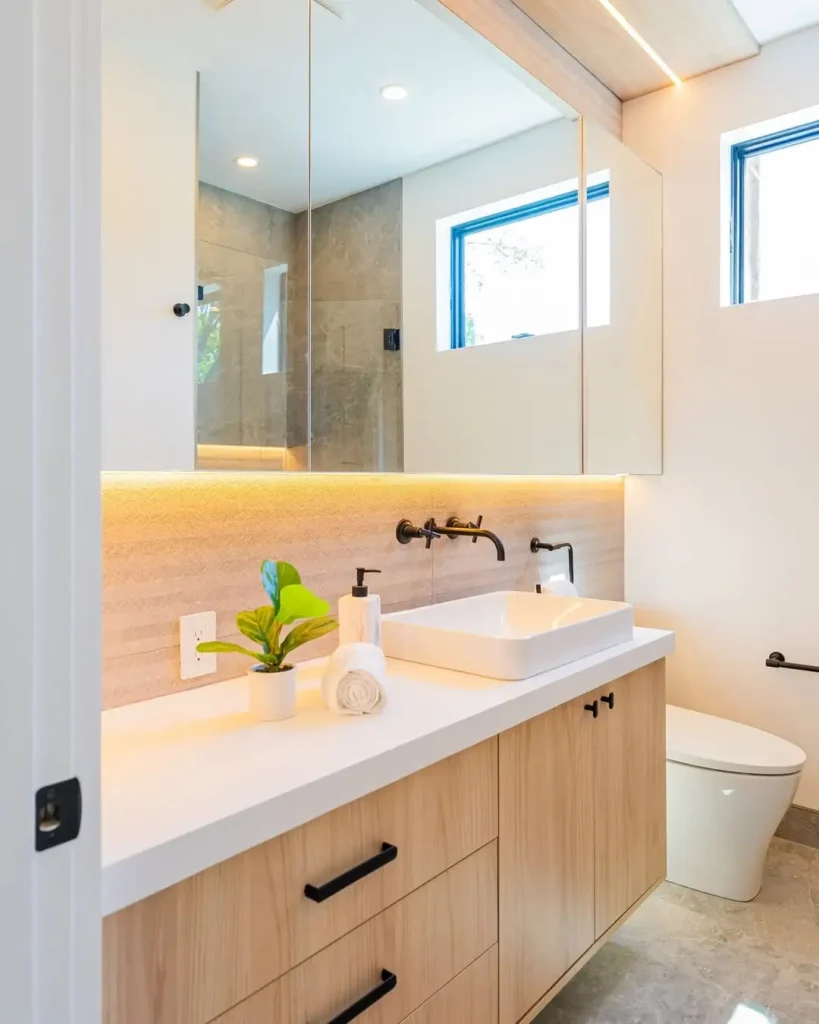 Modern Minimalist Vanity Setups