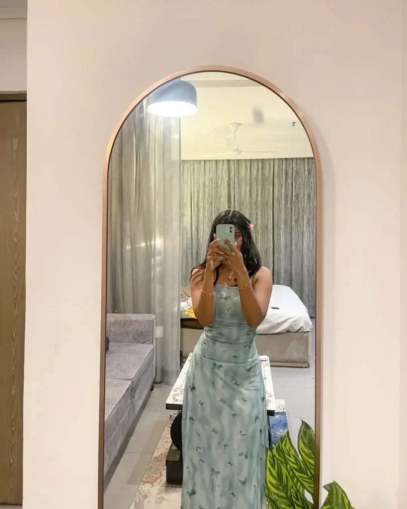 Soft Neutral Mirror Backgrounds