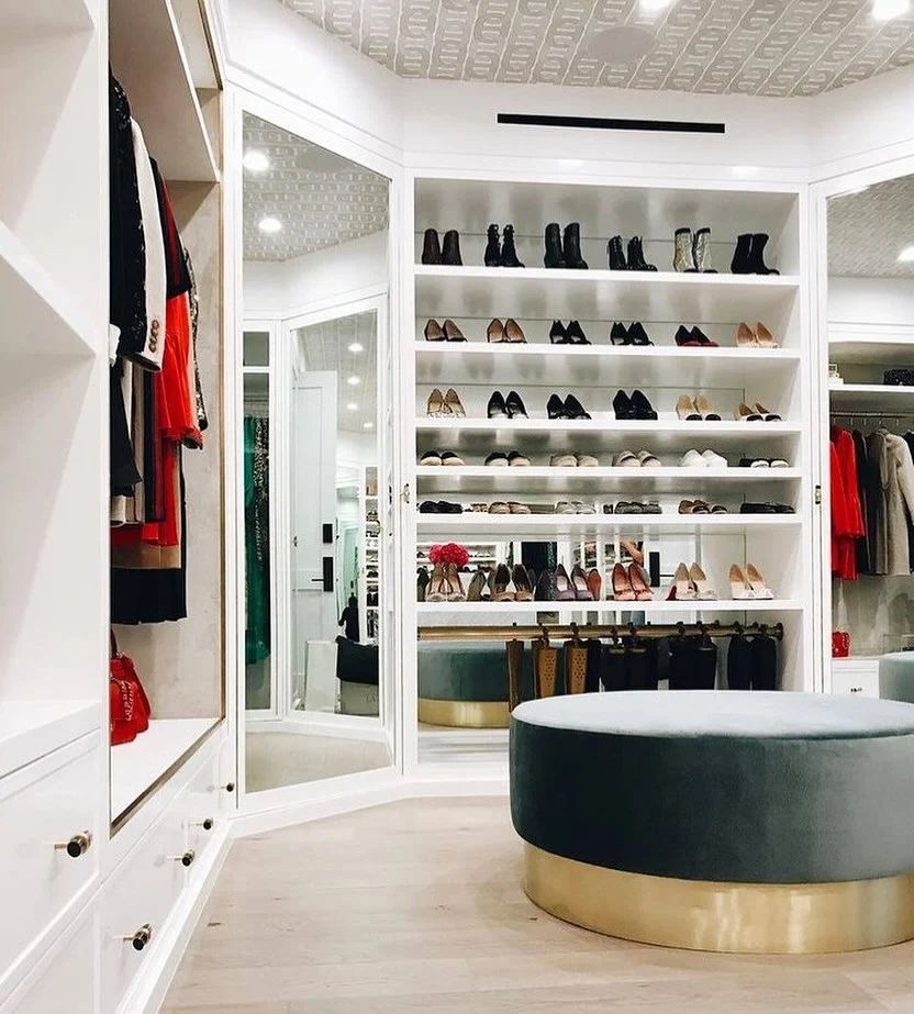 16 Corner Wardrobe Closet Ideas for Stylish Storage 7 Built In Corner Closet Cabinets