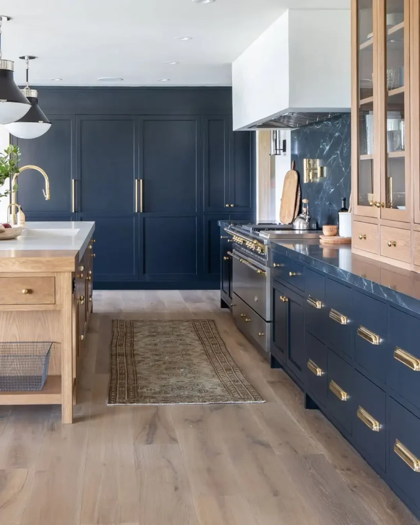 15 Kitchen Paint Colors That Instantly Refresh 5 Navy Blue Kitchen Cabinets