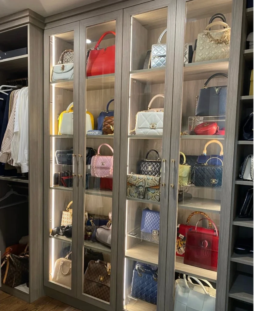 Organized Handbag Display Shelves