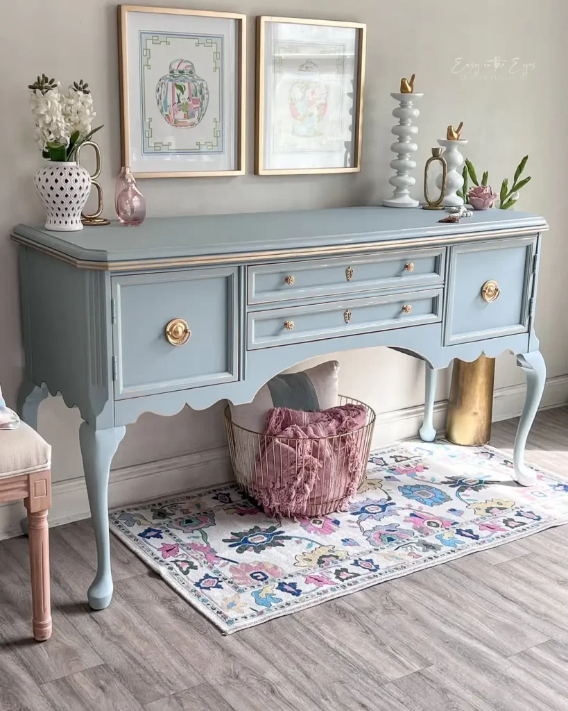 16 Vintage Vanity Ideas to Elevate Your Beauty Space 47 Vintage Vanity Decor Accessories